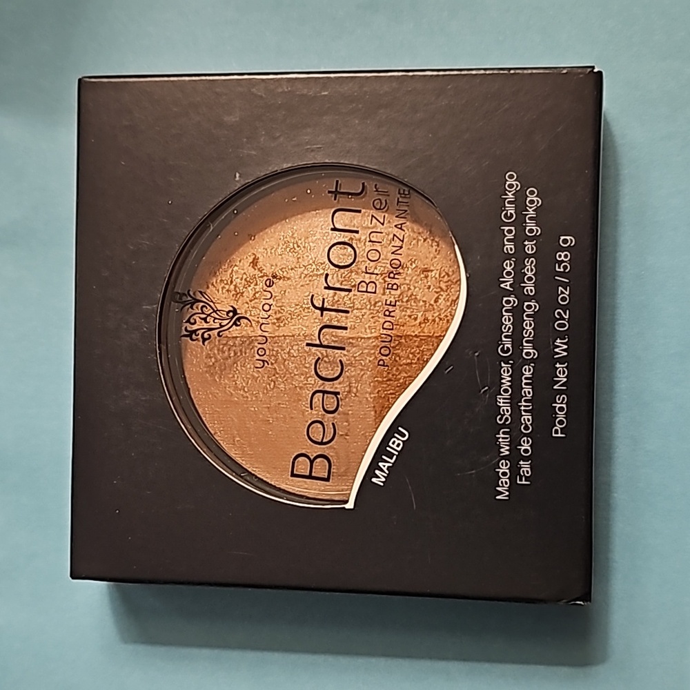 Younique Beachfront Bronzer Malibu